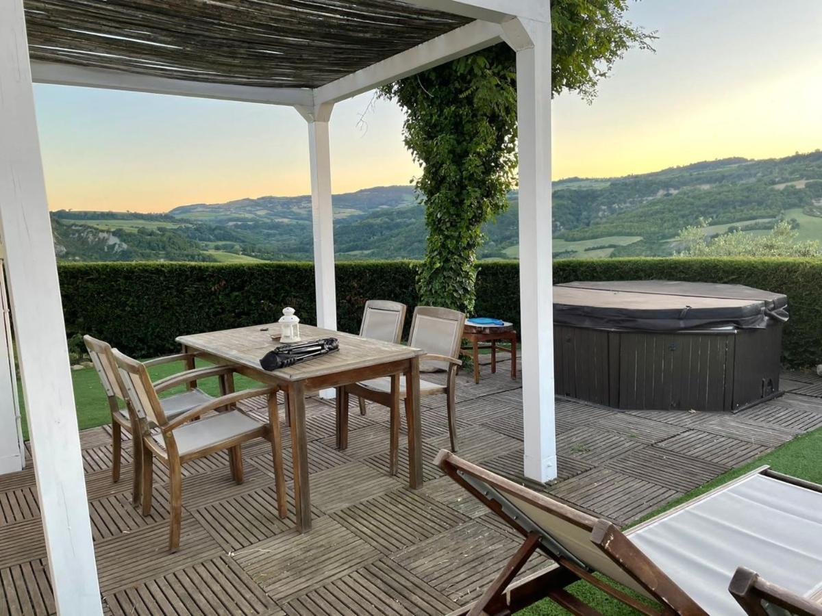 Villa Tamara Country & Spa Suites Montefiore Conca Eksteriør bilde