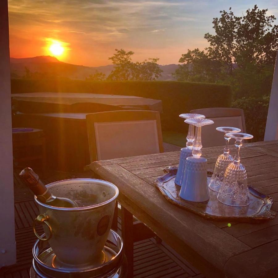 Villa Tamara Country & Spa Suites Montefiore Conca Eksteriør bilde