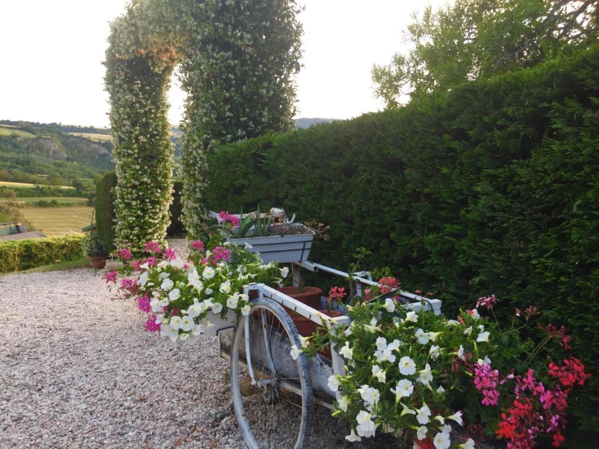 Villa Tamara Country & Spa Suites Montefiore Conca Eksteriør bilde