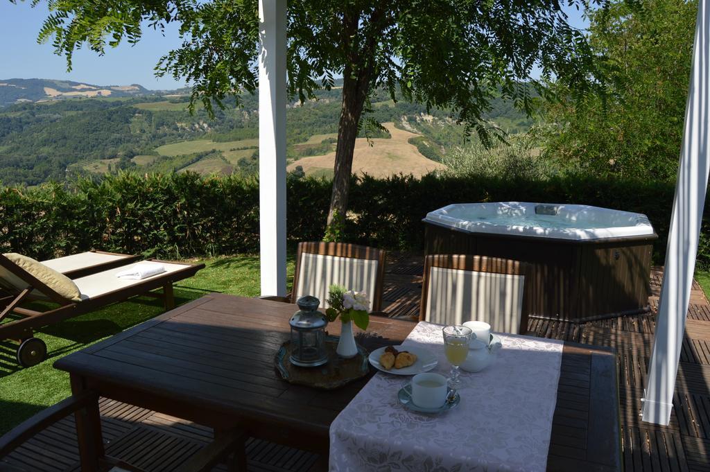 Villa Tamara Country & Spa Suites Montefiore Conca Eksteriør bilde